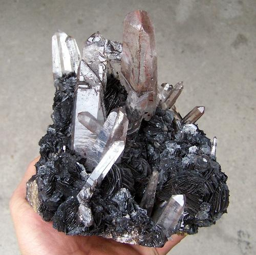 力拓表示，隨著對該行業(yè)審查力度的加大，礦商需要利用技術(shù)